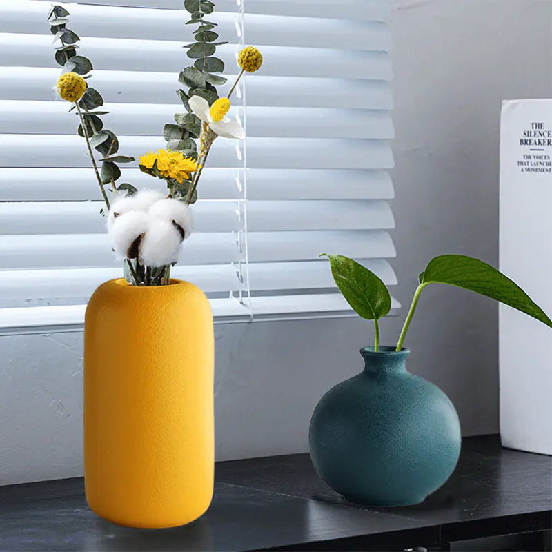 Creative Nordic Ceramic Vase for Home Decor